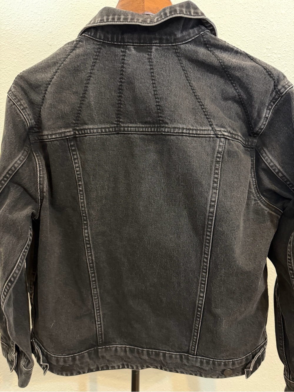 Marine Layer Washed Black Denim Jean Jacket Cotton truckers jacket - Picture 8 of 16
